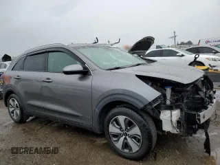 2017 Kia Niro LX with VIN KNDCB3LCXH5101284, listed as a Copart auction lot 48995435 with 72,015 mi miles and Salvage Title. Bid and sale history available at carsss.com. Image 4.