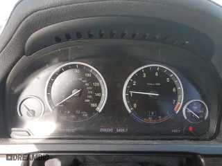 2013 BMW 7 Series 740Li with VIN WBAYE4C58DD137041, listed as a Copart auction lot 42958295 with 209,290 mi miles and Salvage Title. Bid and sale history available at carsss.com. Image 9.
