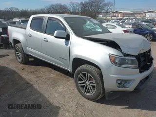2019 Chevrolet Colorado 2WD Work Truck with VIN 1GCGSBEA7K1199177, listed as a IAAI auction lot 41622091 with 105,231 mi miles. Bid and sale history available at carsss.com. Image 1.