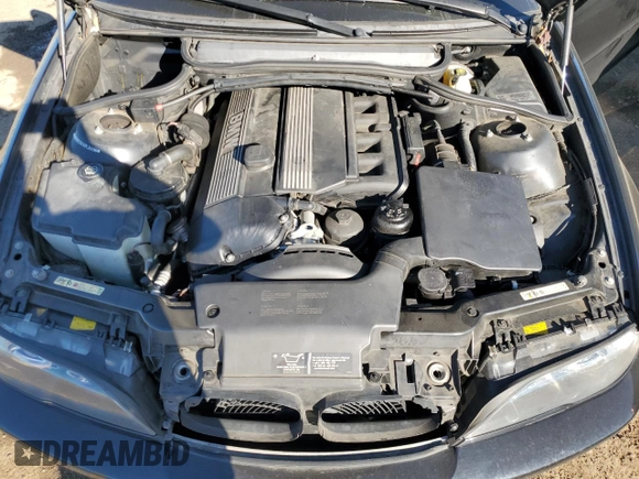 2004 BMW 3 Series 325Ci with VIN WBABW33454PL24496, listed as a Copart auction lot 42454825 with 83,935 mi miles and Salvage Title. Bid and sale history available at carsss.com. Image 11.