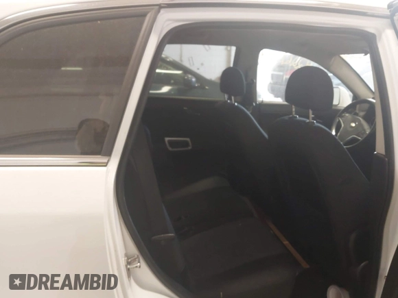 2014 Chevrolet Captiva Sport LS with VIN 3GNAL2EK9ES648395, listed as a IAAI auction lot 42261664 with 128,360 mi miles and . Bid and sale history available at DreamBid. Image 8.