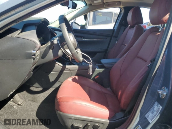 2025 Mazda 3 S Carbon Edition with VIN 3MZBPBCM2SM456593, listed as a Copart auction lot 47301665 with 3,404 mi miles and Clean Title. Bid and sale history available at DreamBid. Image 7.