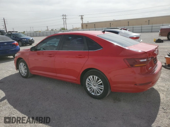 2019 Volkswagen Jetta S z VIN 3VWCB7BU1KM180098, wystawiony jako Copart lot #56937755 z przebiegiem 102 852 mil mil oraz Czysty tytuł • Clean title. Historia ofert i sprzedaży dostępna na DreamBid. Obrazek 2.