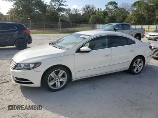 2013 Volkswagen CC R-Line with VIN WVWBP7AN2DE509541, listed as a Copart auction lot 45987515 with 130,038 mi miles and Clean Title. Bid and sale history available at carsss.com. Image 1.