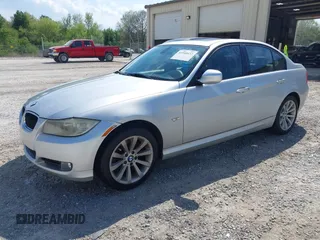 2011 BMW 3 Series 328i with VIN WBAPH7C5XBE851569, listed as a IAAI auction lot 41940437 with 171,881 mi miles. Bid and sale history available at carsss.com. Image 2.