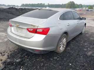 2018 Chevrolet Malibu LT with VIN 1G1ZD5ST5JF278853, listed as a IAAI auction lot 42101758 with 149,205 mi miles and . Bid and sale history available at carsss.com. Image 4.