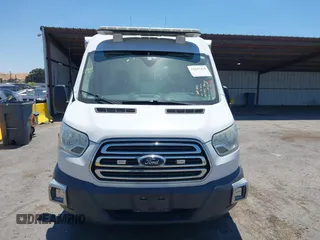 2017 Ford Transit z VIN 1FDYR2CM3HKA31676, wystawiony jako IAAI lot #42641414 z przebiegiem 315 686 mil mil oraz . Historia ofert i sprzedaży dostępna na DreamBid. Obrazek 12.
