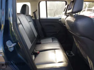 2008 Jeep Patriot Sport с VIN 1J8FT28018D601044, выставлен на аукционе IAAI как лот 42280611 с пробегом 168 725 миль миль и . История ставок и продаж доступна на DreamBid. Изображение 8.