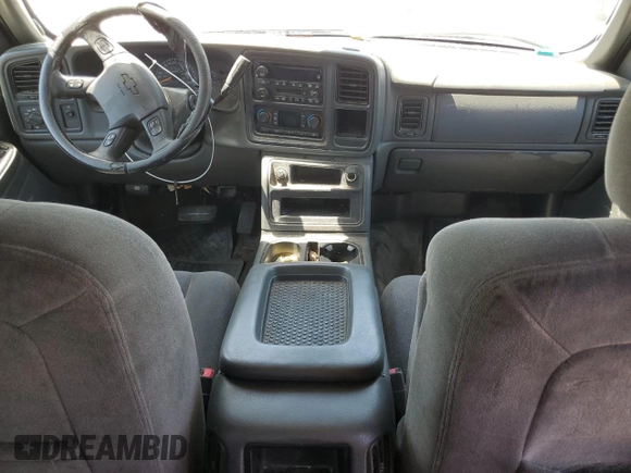 2005 Chevrolet Silverado 1500 Z71 z VIN 1GCEK19Z65Z299049, wystawiony jako Copart lot #56680575 z przebiegiem 366 047 mil mil oraz Czysty tytuł • Clean title. Historia ofert i sprzedaży dostępna na DreamBid. Obrazek 8.