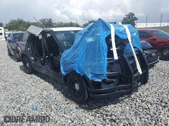 2023 Ford Police Interceptor Utility z VIN 1FM5K8ABXPGB58924, wystawiony jako Copart lot #53245495 z przebiegiem 16 066 mil mil oraz Szkody całkowita. Historia ofert i sprzedaży dostępna na DreamBid. Obrazek 4.