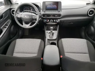 2022 Hyundai Kona SE z VIN KM8K2CAB8NU815630, wystawiony jako Copart lot #53125475 z przebiegiem 47 564 mil mil oraz Szkoda całkowita • Salvage title. Historia ofert i sprzedaży dostępna na DreamBid. Obrazek 8.
