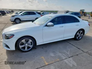 2017 Mercedes-Benz E 300 Luxury with VIN WDDZF4JB2HA081222, listed as a Copart auction lot 61779615 with 97,362 mi miles and Salvage title. Bid and sale history available at DreamBid. Image 1.