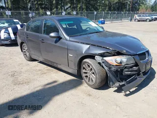 2007 BMW 3 Series 328i with VIN WBAVA33587PV65347, listed as a IAAI auction lot 42047770 with 1 mi miles. Bid and sale history available at carsss.com. Image 1.