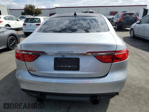 2017 Jaguar XF 35t Premium with VIN SAJBD4BV7HCY39149, listed as a Copart auction lot 70817424 with 89,567 mi miles and Salvage Title. Bid and sale history available at carsss.com. Image 6.