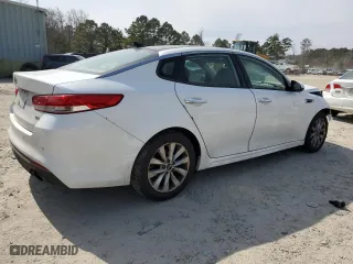 2016 Kia Optima EX with VIN 5XXGU4L38GG080835, listed as a Copart auction lot 47766725 with 136,353 mi miles and Salvage Title. Bid and sale history available at carsss.com. Image 3.