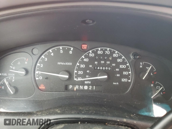 1998 Mercury Mountaineer z VIN 4M2ZU55P2WUJ47334, wystawiony jako Copart lot #63600475 z przebiegiem 148 669 mil mil oraz Czysty tytuł • Clean title. Historia ofert i sprzedaży dostępna na DreamBid. Obrazek 9.