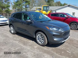 2020 Ford Escape SE with VIN 1FMCU9G63LUA27153, listed as a IAAI auction lot 41962536 with 40,170 mi miles. Bid and sale history available at carsss.com. Image 1.