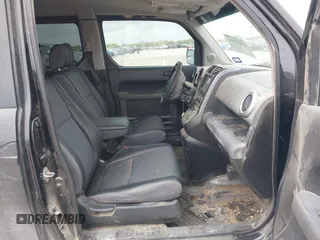 2003 Honda Element EX with VIN 5J6YH28583L017231, listed as a IAAI auction lot 41871596 with 208,768 mi miles and . Bid and sale history available at DreamBid. Image 5.