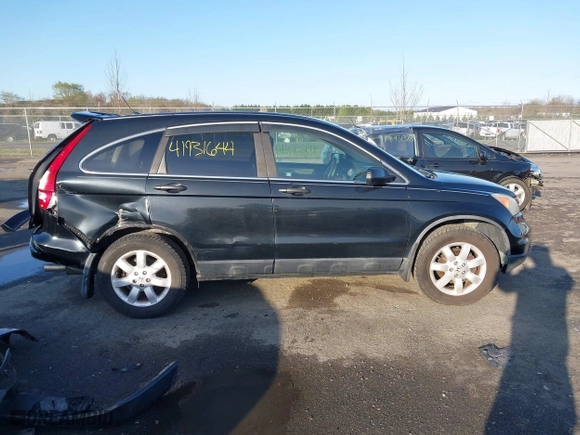 2011 Honda CR-V SE with VIN 5J6RE4H46BL115320, listed as a IAAI auction lot 41931644 with 175,607 mi miles. Bid and sale history available at carsss.com. Image 14.