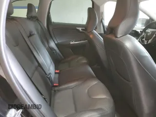 2016 Volvo XC60 T6 Drive-E с VIN YV449MDK9G2834368, выставлен на аукционе Copart как лот 82557784 с пробегом 102 313 миль миль и Списание • Salvage title. История ставок и продаж доступна на DreamBid. Изображение 11.