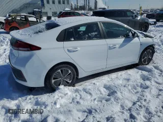 2020 Hyundai Ioniq SE with VIN KMHC65LD1LU234437, listed as a Copart auction lot 46752515 with 28,202 mi miles and Salvage title. Bid and sale history available at DreamBid. Image 3.