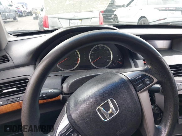 2012 Honda Accord EX z VIN 1HGCP2F76CA203239, wystawiony jako IAAI lot #42058369 z przebiegiem Nie podano mil oraz . Historia ofert i sprzedaży dostępna na DreamBid. Obrazek 14.
