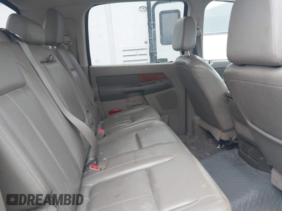 2006 Dodge 3500 Laramie z VIN 3D7LX39C66G175614, wystawiony jako IAAI lot #41381392 z przebiegiem 197 319 mil mil oraz . Historia ofert i sprzedaży dostępna na DreamBid. Obrazek 8.