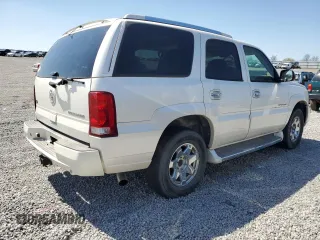 2005 Cadillac Escalade z VIN 1GYEK63N95R118426, wystawiony jako Copart lot #52681345 z przebiegiem 247 972 mil mil oraz Szkoda całkowita • Salvage title. Historia ofert i sprzedaży dostępna na DreamBid. Obrazek 3.
