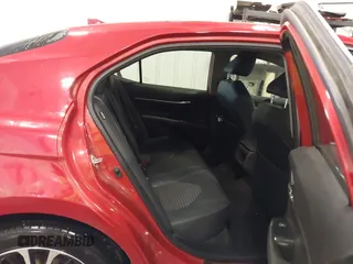 2020 Toyota Camry SE z VIN 4T1G11AKXLU378840, wystawiony jako IAAI lot #42110611 z przebiegiem 75 767 mil mil oraz . Historia ofert i sprzedaży dostępna na DreamBid. Obrazek 8.