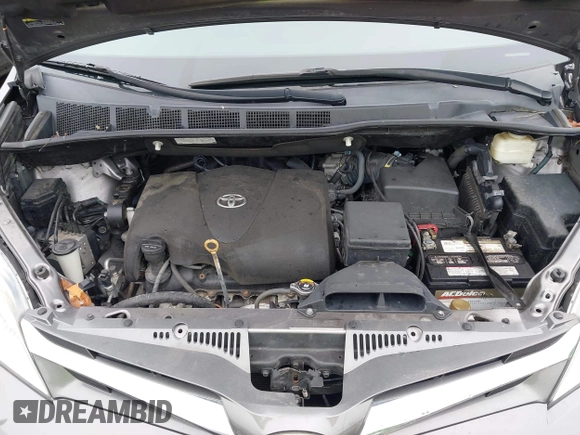 2018 Toyota Sienna XLE Auto Access Seat with VIN 5TDYZ3DC8JS916681, listed as a IAAI auction lot 42257674 with 124,262 mi miles and . Bid and sale history available at DreamBid. Image 10.