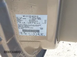 2005 Ford F-150 XLT z VIN 1FTRW12W45KC33940, wystawiony jako IAAI lot #42582396 z przebiegiem 233 217 mil mil oraz . Historia ofert i sprzedaży dostępna na DreamBid. Obrazek 9.