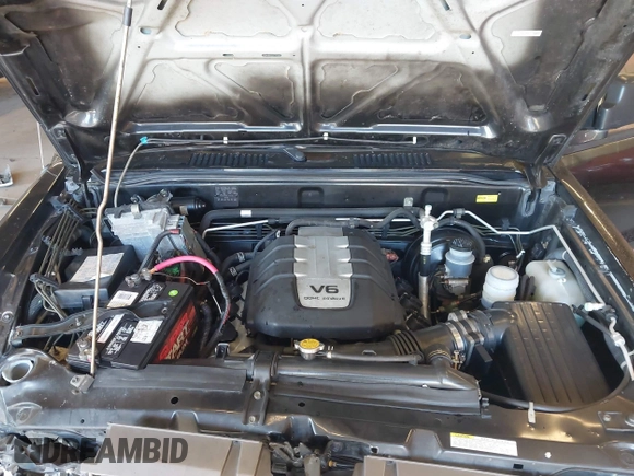 2001 Isuzu Trooper S with VIN JACDJ58X917J09299, listed as a IAAI auction lot 41296724 with 131,829 mi miles and . Bid and sale history available at DreamBid. Image 10.