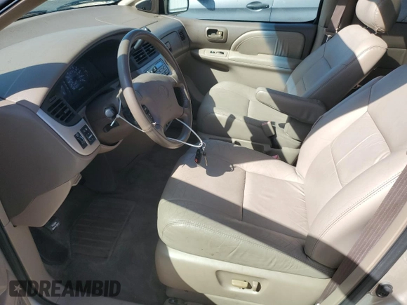 2002 Toyota Sienna LE with VIN 4T3ZF13C62U495093, listed as a Copart auction lot 73634214 with 61,290 mi miles and Salvage Title. Bid and sale history available at carsss.com. Image 7.