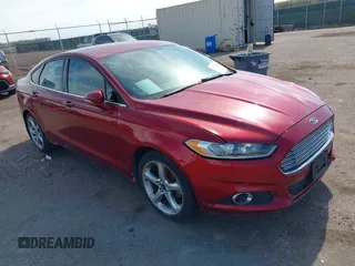 2014 Ford Fusion SE with VIN 3FA6P0H72ER136246, listed as a IAAI auction lot 42152305 with 395,682 mi miles. Bid and sale history available at carsss.com. Image 1.