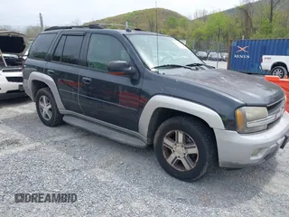 2005 Chevrolet TrailBlazer LT with VIN 1GNDT13S152284138, listed as a IAAI auction lot 42091842 with 183,263 mi miles and . Bid and sale history available at DreamBid. Image 1.
