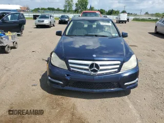 2012 Mercedes-Benz C 300 Sport с VIN WDDGF8BB7CR230330, выставлен на аукционе Copart как лот 62830105 с пробегом 104 116 миль миль и Чистый • Clean title. История ставок и продаж доступна на DreamBid. Изображение 5.
