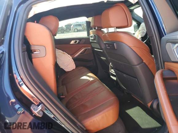 2021 BMW X6 M50i with VIN 5UXCY8C09M9E66884, listed as a Copart auction lot 63025622 with 26,220 mi miles and Salvage Title. Bid and sale history available at carsss.com. Image 6.