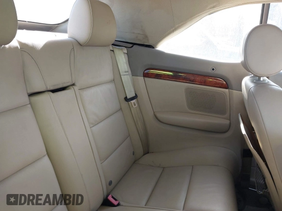 2009 Audi A4 2.0T with VIN WAUDF48H99K006167, listed as a IAAI auction lot 42488819 with 127,686 mi miles and . Bid and sale history available at DreamBid. Image 8.
