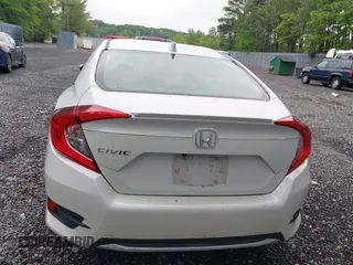 2019 Honda Civic EX z VIN 19XFC1F35KE200536, wystawiony jako IAAI lot #42198146 z przebiegiem 7 231 mil mil oraz . Historia ofert i sprzedaży dostępna na DreamBid. Obrazek 15.