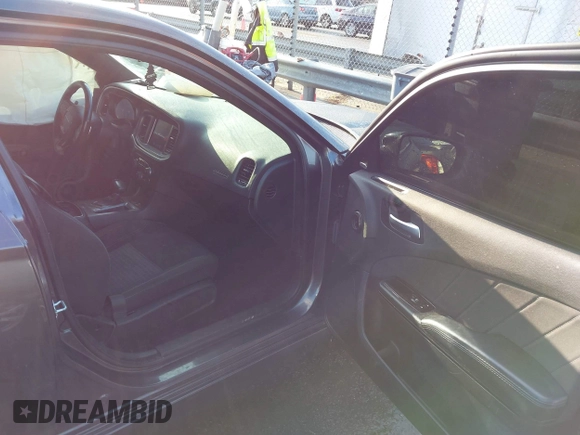 2019 Dodge Charger SXT with VIN 2C3CDXJG1KH743324, listed as a IAAI auction lot 41530661 with 113,183 mi miles and . Bid and sale history available at DreamBid. Image 5.