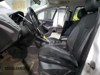 2014 Ford Focus SE with VIN 1FADP3K24EL125303, listed as a Copart auction lot 43498485 with 107,665 mi miles and Non Repairable. Bid and sale history available at carsss.com. Image 7.