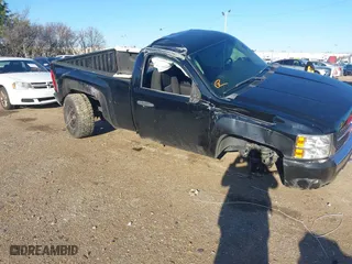 2011 Chevrolet Silverado 1500 Work Truck with VIN 1GCNKPEA9BZ336268, listed as a IAAI auction lot 41179876 with 191,393 mi miles. Bid and sale history available at carsss.com. Image 6.