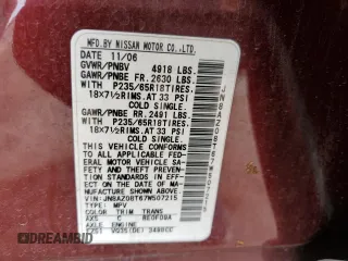 2007 Nissan Murano S z VIN JN8AZ08T67W507215, wystawiony jako Copart lot #56921305 z przebiegiem 101 726 mil mil oraz Czysty tytuł • Clean title. Historia ofert i sprzedaży dostępna na DreamBid. Obrazek 12.