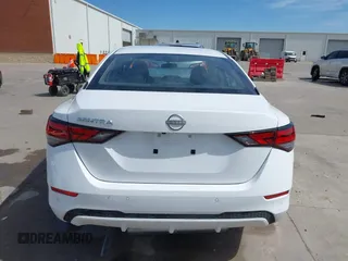 2025 Nissan Sentra S with VIN 3N1AB8BV5SY206433, listed as a IAAI auction lot 41790895 with 952 mi miles and . Bid and sale history available at DreamBid. Image 16.