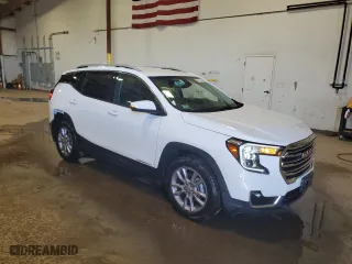 2024 GMC Terrain SLT with VIN 3GKALVEG0RL363255, listed as a Copart auction lot 50098765 with 11,208 mi miles and Clean Title. Bid and sale history available at carsss.com. Image 4.