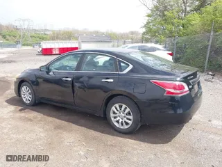 2014 Nissan Altima 2.5 S with VIN 1N4AL3AP2EC193918, listed as a IAAI auction lot 42038404 with 196,162 mi miles. Bid and sale history available at carsss.com. Image 12.