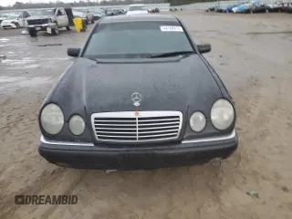 1997 Mercedes-Benz E-Class with VIN WDBJF20F3VA351844, listed as a Copart auction lot 44768675 with 259,549 mi miles and Salvage Title. Bid and sale history available at carsss.com. Image 5.