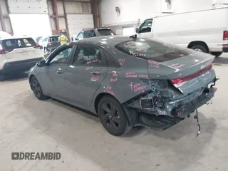2023 Hyundai Elantra SEL с VIN KMHLM4AG7PU371899, выставлен на аукционе IAAI как лот 42391825 с пробегом 36 849 миль миль и . История ставок и продаж доступна на DreamBid. Изображение 3.