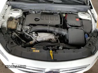 2021 Mercedes-Benz GLB 250 z VIN W1N4M4HBXMW085945, wystawiony jako Copart lot #48406885 z przebiegiem 102 003 mil mil oraz Szkoda całkowita • Salvage title. Historia ofert i sprzedaży dostępna na DreamBid. Obrazek 13.