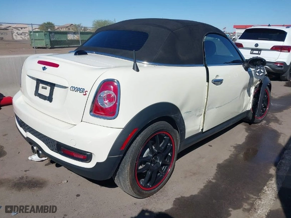 2015 MINI Cooper Roadster S with VIN WMWSY3C51FT595455, listed as a IAAI auction lot 41670221 with NaN miles. Bid and sale history available at carsss.com. Image 4.